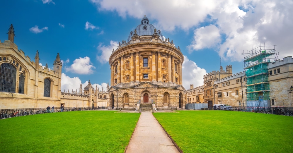Oxford – Grad znanja, tradicije i filmske magije